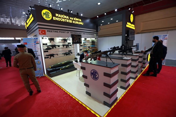 Foto - Yerli silahlara komşudan büyük ilgi