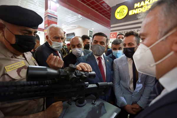 Foto - Yerli silahlara komşudan büyük ilgi