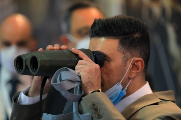 Foto - Yerli silahlara komşudan büyük ilgi