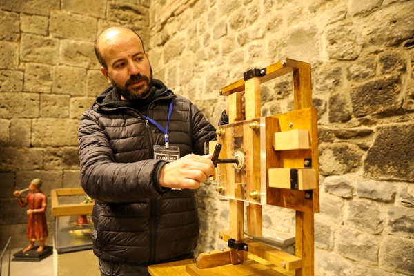 Foto - Yerli uçan araba "Cezeri" Diyarbakır'da boy gösterdi
