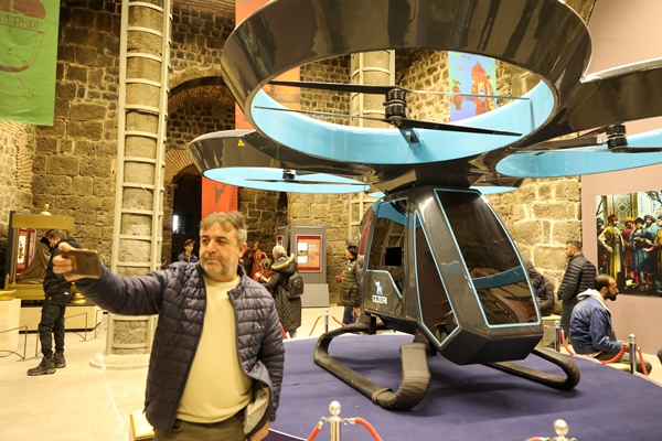 Foto - Yerli uçan araba "Cezeri" Diyarbakır'da boy gösterdi