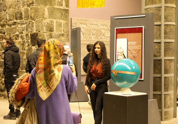 Foto - Yerli uçan araba "Cezeri" Diyarbakır'da boy gösterdi