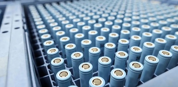 Foto - Yerli üretim fiyatları yarı yarıya düşürdü! Lityum iyon pilde devrim