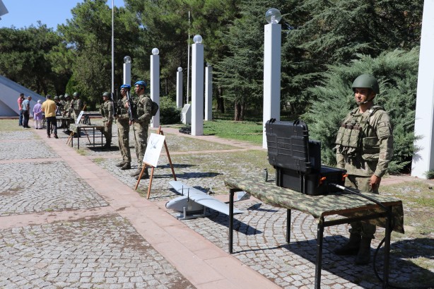 Foto - Yerli ve milli silahlar halka gösterildi