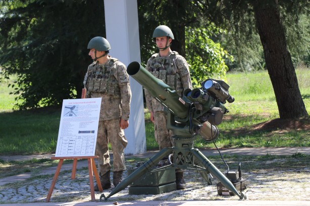 Foto - Yerli ve milli silahlar halka gösterildi
