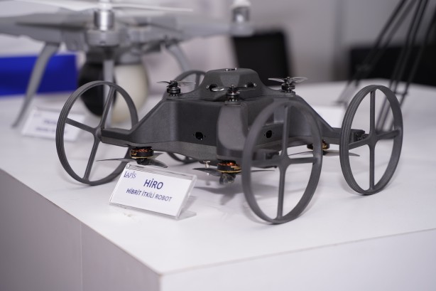 Foto - Yerli ve milli teknoloji! Karşınızda savunma sanayimizin yeni yıldızları! Gönlümüzde hepsinin yeri ayrı! 