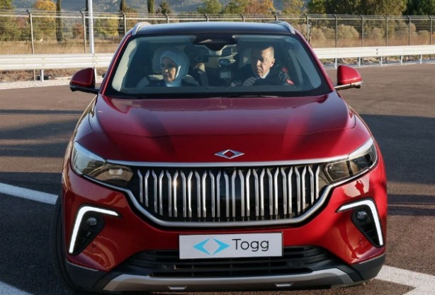 Foto - Yerli ve Milli TOGG piyasaya selektörü çaktı! Şimdi diğer firmalar düşünsün...