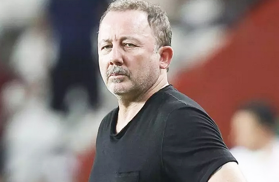Foto - 'Yerlimsi' teknik direktör geliyor... Süper Lig devi kararını verecek: Yapılacak... İddia ediyorlardı! Seslendi...