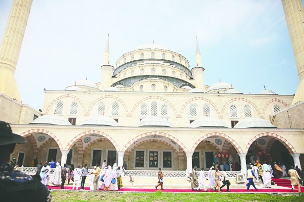 Foto - Yeryüzü mescid oldu