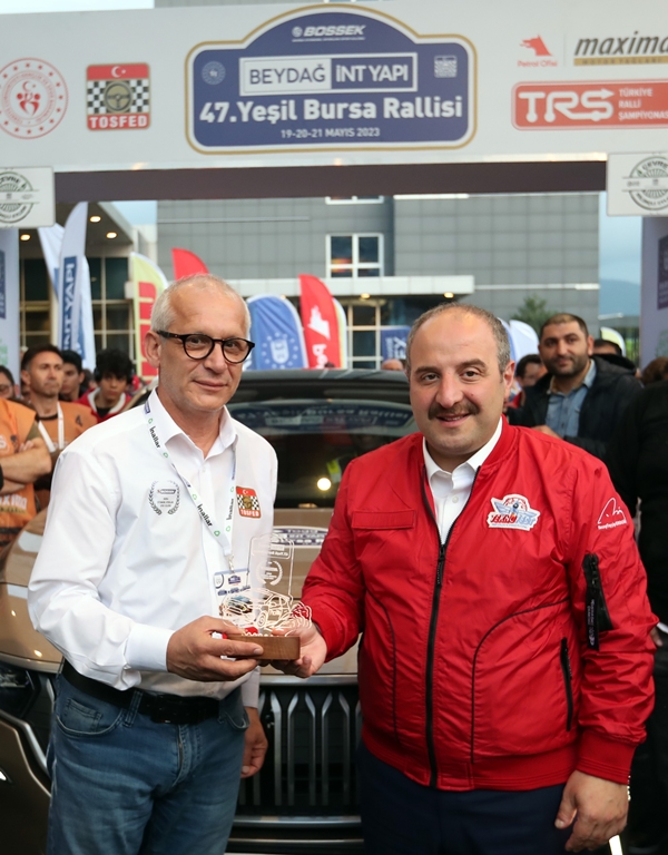 Foto - Yeşil Bursa Rallisi yerli otomobil Togg ile start aldı