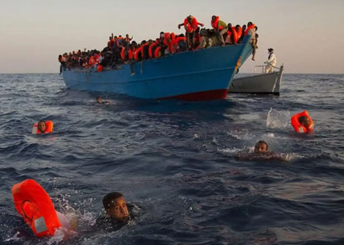 Foto - Yeşil Burun Adaları açıklarında göçmen teknesi battı: 63 ölü