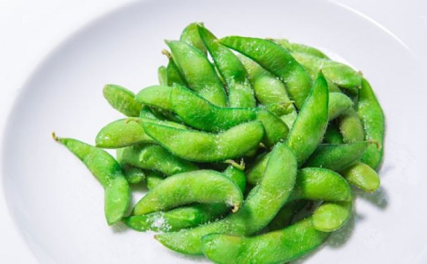 Yeşil soya fasulyesinin faydası saymakla bitmiyor! Tam bir protein deposu