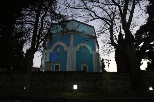 Yeşil Türbe'den eşsiz görüntüler