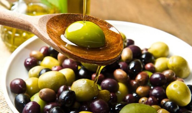 Foto - Yeşil zeytin mi, Siyah zeytin mi ? Sağlıklı olan hangisi
