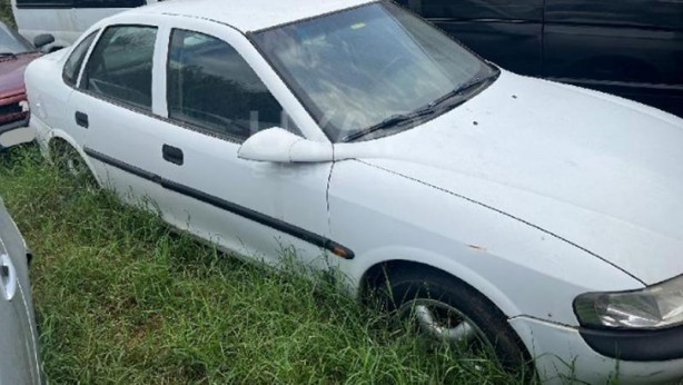 Foto - Yetişen alıyor: 50 bin TL'den başlıyor! Kapış kapış giden ikinci el otomobiller