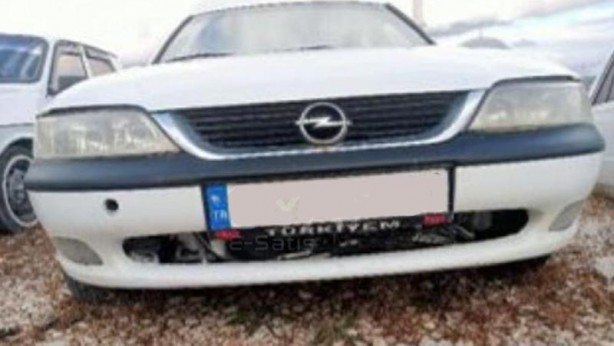 Foto - Yetişen alıyor: 50 bin TL'den başlıyor! Kapış kapış giden ikinci el otomobiller