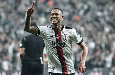 Foto - Yetkili isim duyurdu! Süper Lig'e ağlayarak veda etmişti ama, şimdi geri dönüyor?