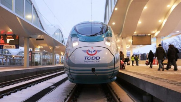 Foto - YHT’de rekor tazelendi! Ulaşımda zaman tasarrufu!