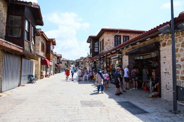 Foto - Yıkılan kaçak yapıların altından çıktı! Türkiye'yi sevindiren keşif