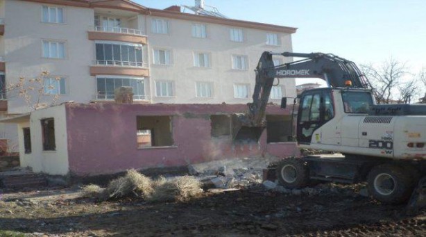 Foto - Yıkın talimatı! Uyuşturucu yuvalarına balyoz indiriliyor