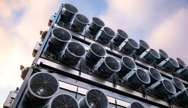 Yılda 36 bin ton karbondioksiti atmosferden çekecek cihaz ürettiler