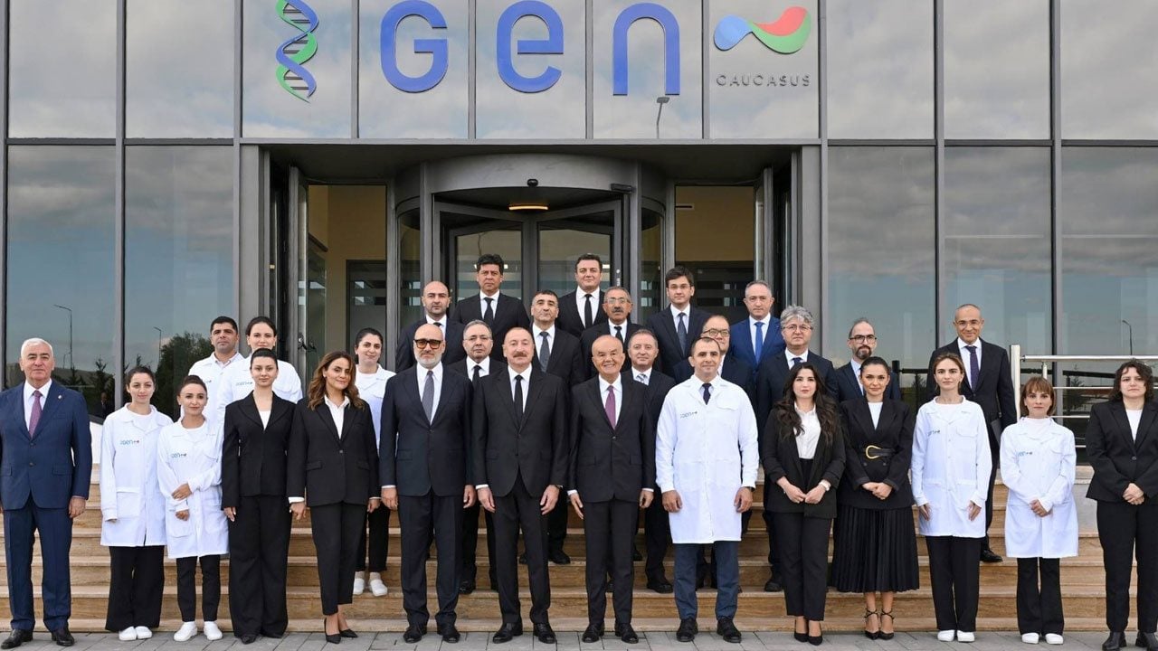 Foto - Yılda 60 milyon kutu ilaç üretilecek! Türk firmadan Azerbaycan’a dev ilaç fabrikası