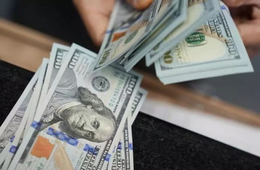 Foto - Yılda kazandıkları ücret dudak uçuklatıyor! Bakın en çok maaş alan dünya lideri kimmiş