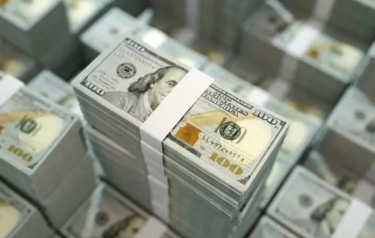 Foto - Yılda kazandıkları ücret dudak uçuklatıyor! Bakın en çok maaş alan dünya lideri kimmiş