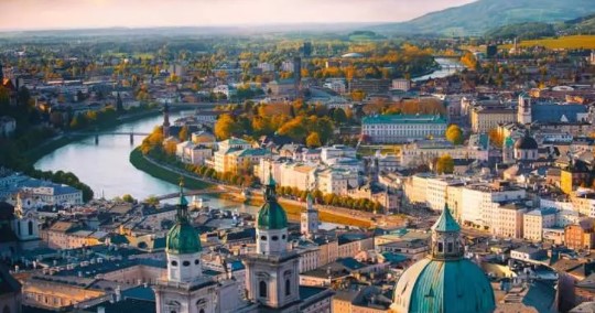 Foto - Yılda kazandıkları ücret dudak uçuklatıyor! Bakın en çok maaş alan dünya lideri kimmiş