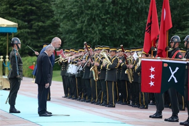 Foto - Yıldırım, en uzun başbakanı karşıladı