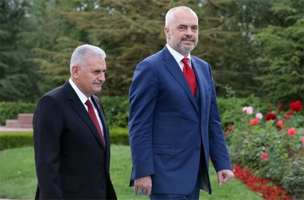 Foto - Yıldırım, en uzun başbakanı karşıladı