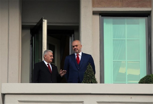 Foto - Yıldırım, en uzun başbakanı karşıladı