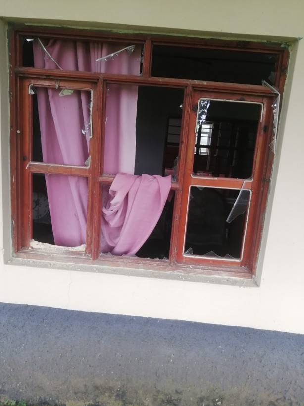 Foto - Yıldırım isabet eden camide hasar oluştu