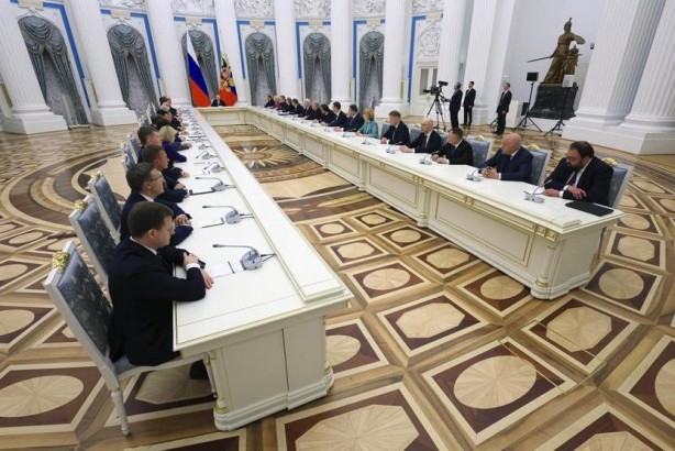 Foto - Yıldırım saldırısı alarma geçirdi: Meydan okumaya dönüştü!