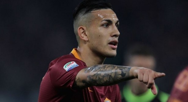 Foto - Yıldız futbolcu Galatasaray'a imza atıyor