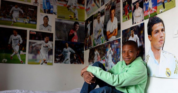 Foto - Yıldız futbolcuların çocukluk fotoğrafları