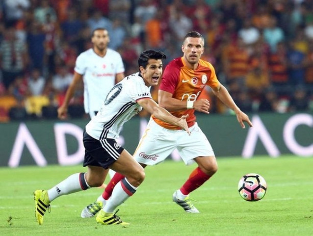 Foto - Yıldız Türk futbolcuların bonservis bedelleri