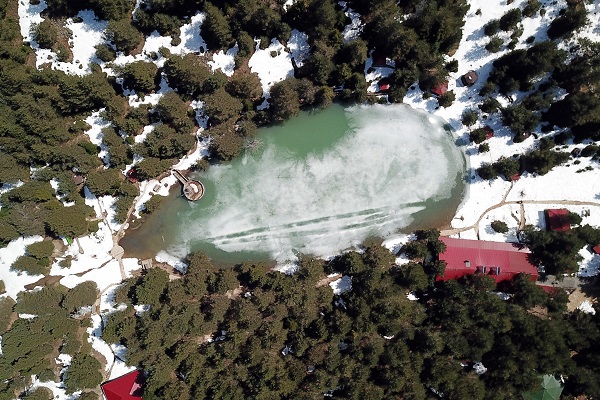 Yılın son kar manzarası hayran bıraktı