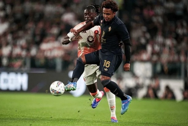 Foto - Yılın transferinde resmi açıklama yapıldı! Victor Osimhen İstanbul'a geldi