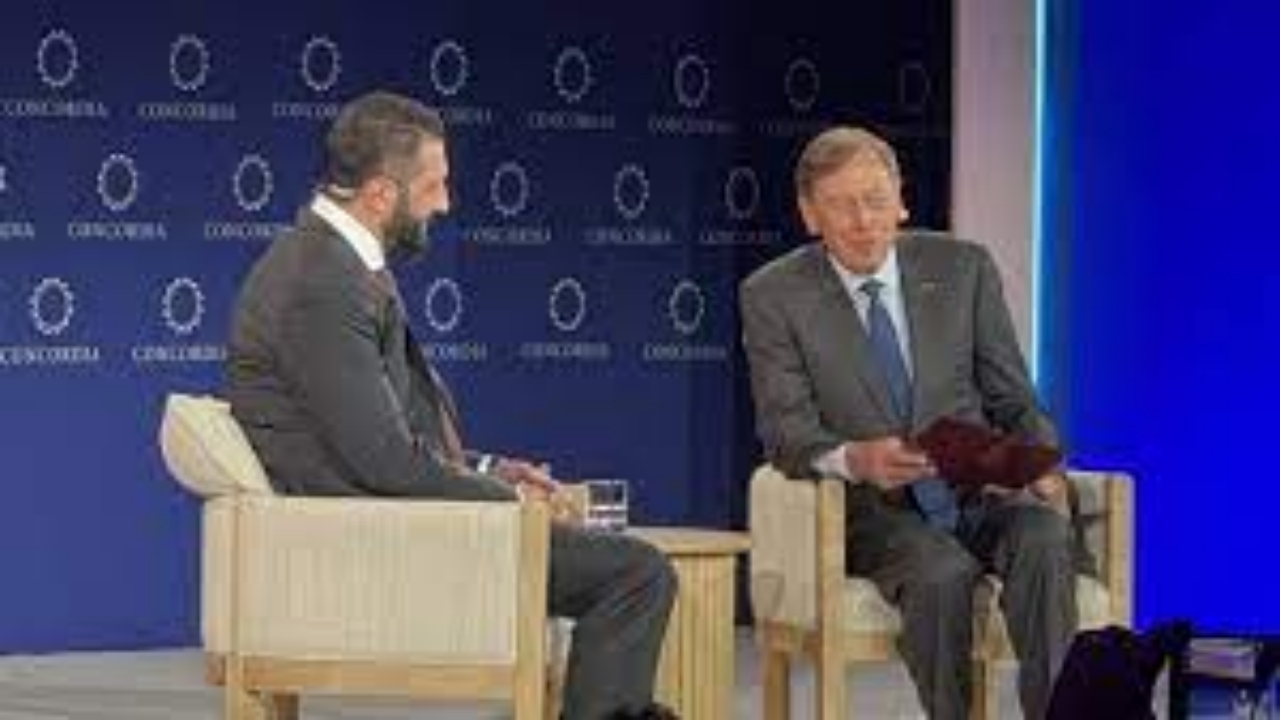 Foto - Yıllar önce kendisini yakalayan isimden Suriye lideri Şara’yı şaşırtan sözler