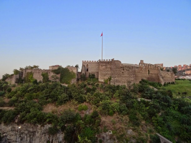 Foto - Yıllara meydan okuyan bir yapı: Trabzon Kalesi