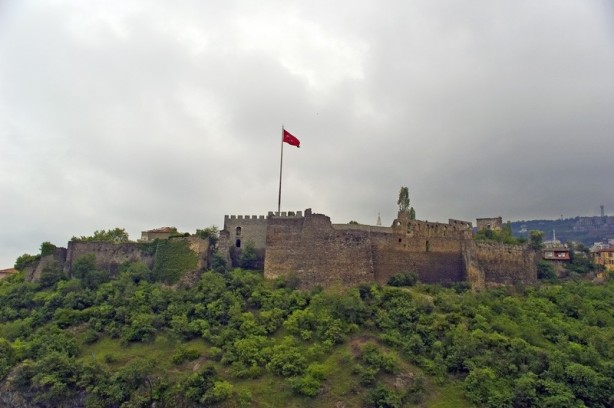 Foto - Yıllara meydan okuyan bir yapı: Trabzon Kalesi