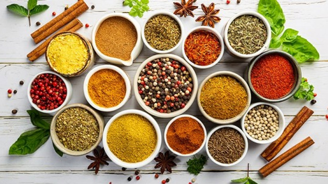 Yıllarca kandırılmışız! İşte baharatları sahtesinden ayırmanın kolay yolu