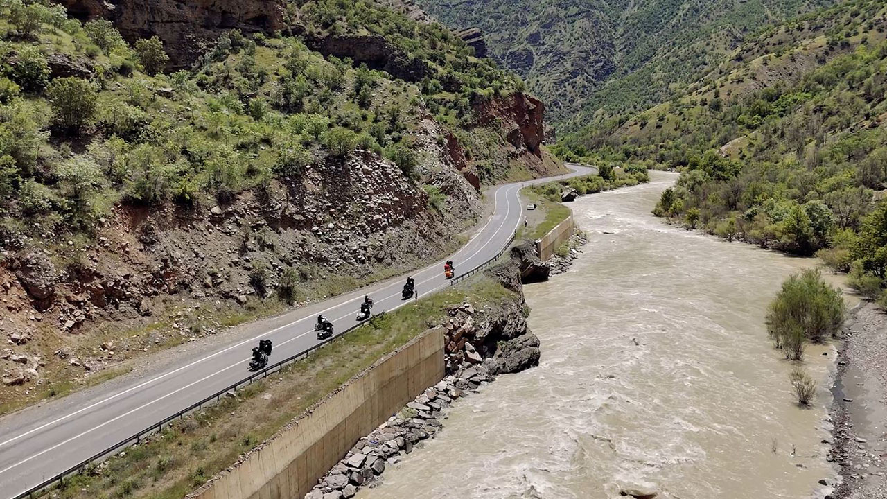 Foto - Yıllarca yurt dışına gitmek zorunda kaldılar! Terörün kol gezdiği yere bir de şimdi bakın