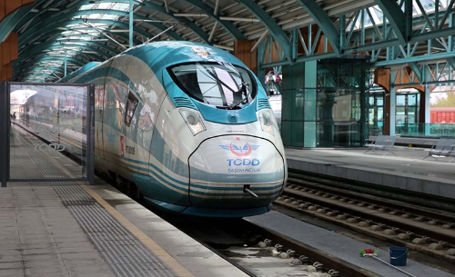 Yıllardır bekleniyordu! Karadeniz'e hızlı tren müjdesi
