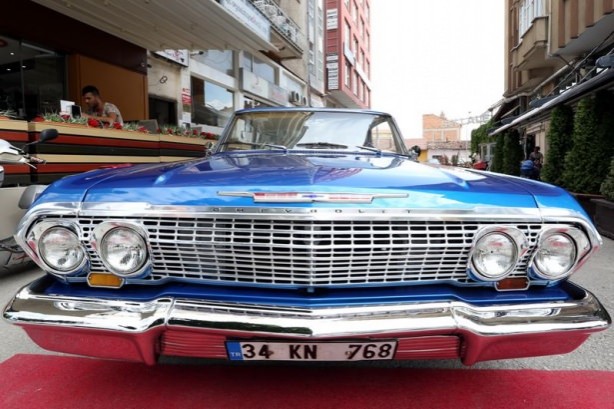 Foto - Yıllardır samanlıkta bekleyen Chevrolet'in son hali