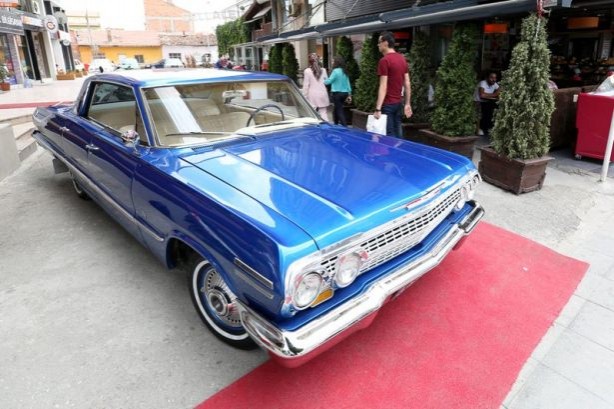 Foto - Yıllardır samanlıkta bekleyen Chevrolet'in son hali