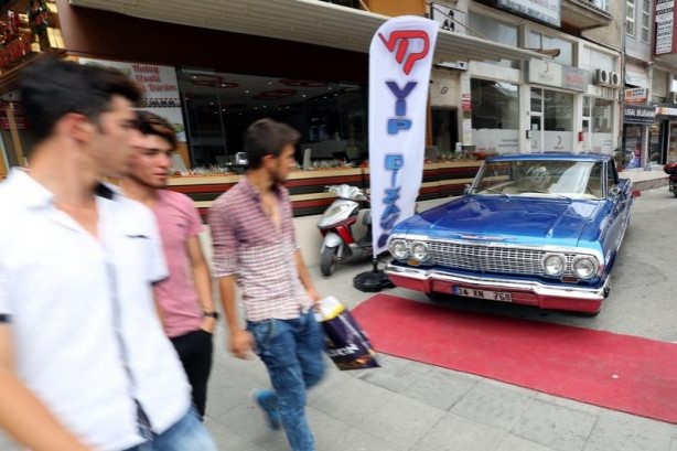 Foto - Yıllardır samanlıkta bekleyen Chevrolet'in son hali