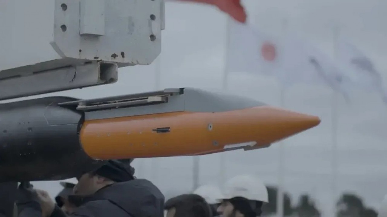 Yılların otomobil markası savunma sanayi işine girdi: Sesten hızlı füze üretecekler