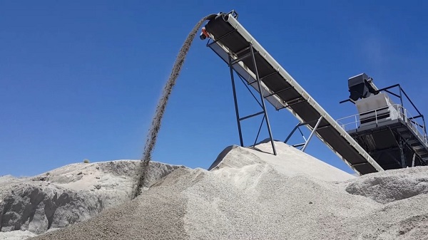 Foto - Yıllık 3 milyarlık gelir elde ediliyor | Günde 250 kamyon ihraç ediliyor!